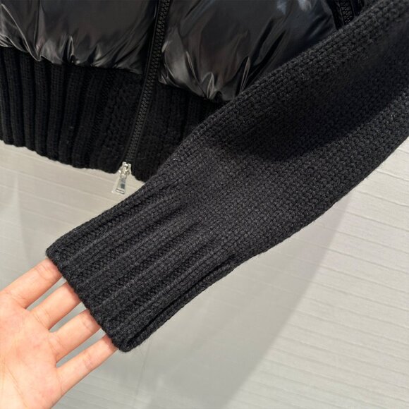 Moncler black Down Jacket featuring Knit Sleeves - Picture 4 of 9